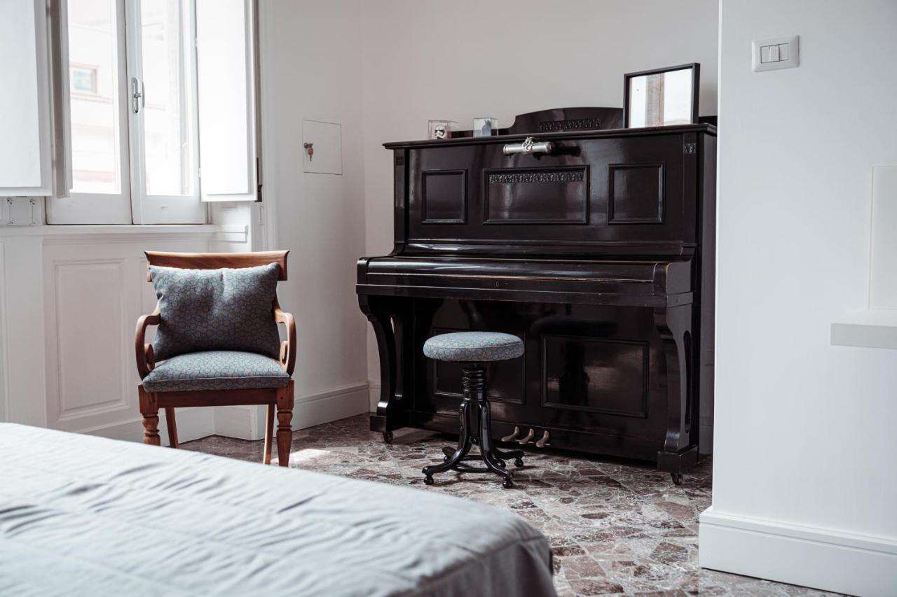 Art View Luxury Apartment Барі Екстер'єр фото